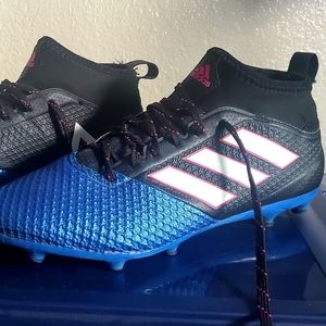 Addidas Soccer Cleats size 8